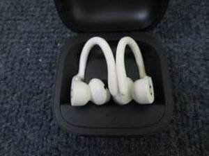 Beats by Dr. Dre PowerBeats Pro Tot...
