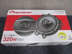Pioneer 6.5 320W 3-Way Coaxial Spe...