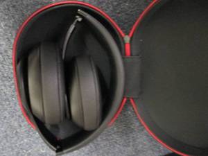 Beats by Dr. Dre Beats Studio3 Wire...