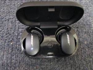 Bose QuietComfort Noise-Cancelling ...