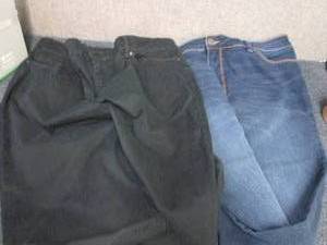 2 pr Ladies Bandolino Pants Size 18...