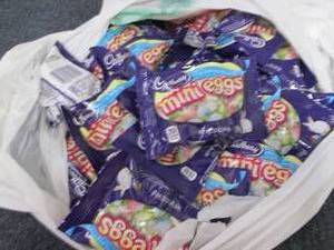 24 Cadbury Mini Eggs Pks...