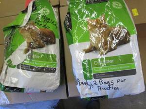 2 Bags Essential unscented Cat Litt...