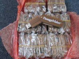 33 PassageMaker Promo Folding Woode...