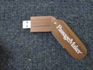 33 PassageMaker Promo Folding Woode...