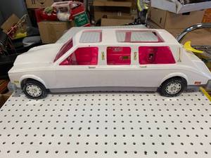 VINTAGE BARBIE LIMOUSINE 29 INCH LONG (SOLD ON EBAY $50)