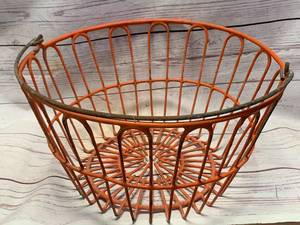 ANTIQUE METAL BASKET 14 INCH DIAMETER
