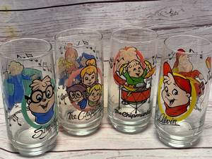 1985 HARDEES ELVIN & THE CHIPMUNKS AND CHIPETTES SET OF 4 GLASSES