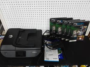 HP Office Jet 5740 Printer, Photo Paper, Paper Tray