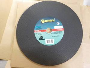 lot 178 image: Gemini Wheels...