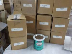 lot 321 image: 12 Quarts Glidden Paint- variety of...