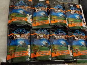 lot 342 image: 8 - 4.5 oz Bags Blue Boo Bits Dog T...