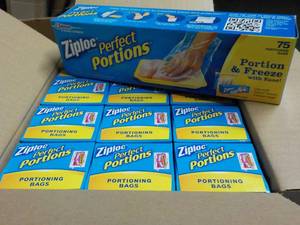 lot 372 image: Case of 12 Boxes - 75 bags each Zip...