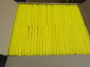 lot 376 image: Case of Restroom Cleaning Pads 60 ...