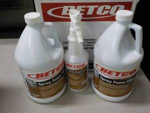 lot 265 image: 2 Gallon Jugs Betco Spray Foam Ultr...