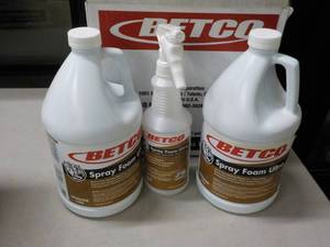 lot 268 image: 2 Gallon Jugs Betco Spray Foam Ultr...