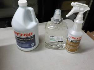 lot 270 image: 2 Liter Jug GOJO Hand Soap, 1 Gallo...