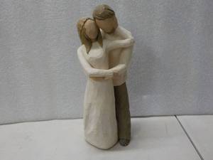 lot 290 image: Willow Tree Figurine 9 Tall...