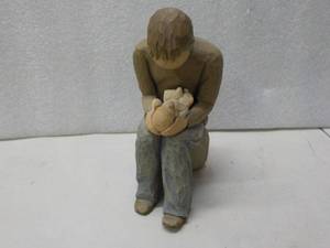 lot 292 image: Willow Tree Figurine 6 Tall...