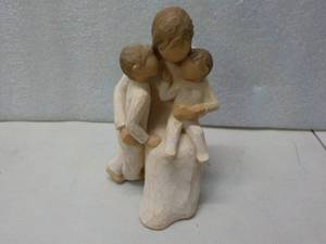lot 293 image: Willow Tree Figurine 6 Tall...