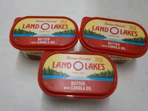 lot 504 image: 3 - 24 oz Tubs Frozen Land O Lakes ...