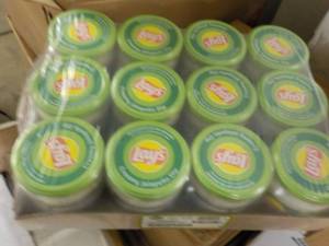 lot 526 image: 12 Pack Lays Jalapeno Dip...