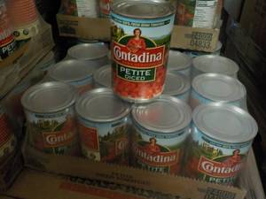 lot 564 image: 12 Pack 14.5 oz Cans Contadina Peti...