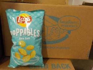 lot 565 image: Case of 12 - 5 oz Bags Lays Poppabl...