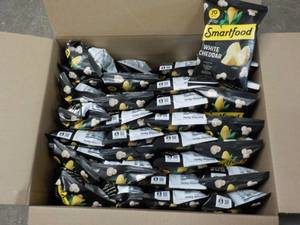 lot 586 image: Case of Smart Food White Cheddar Po...