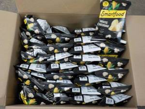 lot 588 image: Case of Smart Food White Cheddar Po...