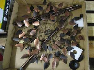 lot 14 image: Wind Spinner Yard Decoration - part...