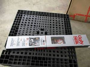 lot 46 image: Ugly Stick Fishing Combo Pack-missi...