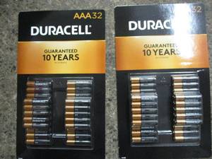 lot 63 image: Duracell Batteries AAA and D14...