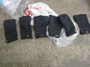 lot 82 image: 6 Copper Fit Sleeves (4 SM, 2 LXL...