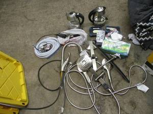 lot 107 image: Misc. Household Lot - see all pictu...
