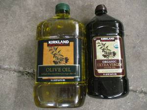 lot 121 image: Kirkland Olive Oil and Extra Virgin...