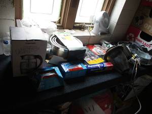 lot 143 image: Misc. Household Items- see all pict...