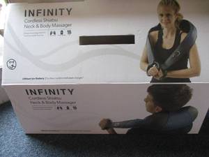 lot 149 image: Infinity Cordless Neck and body Mas...