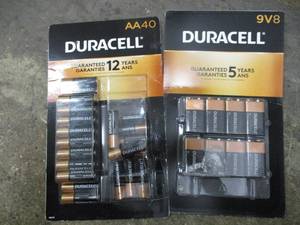 lot 236 image: Duracell AA and 9V8 Batteries...