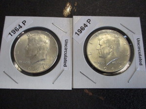 11. (2) Uncirculated 1964-P Kennedy Half Dollars - Cartwheel effect and Mint Luster