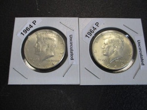 10. (2) Uncirculated 1964-P Kennedy Half Dollars - Cartwheel effect and Mint Luster