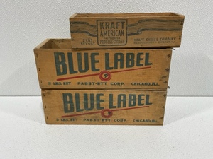 lot 7 image: Kraft and Blue Label Wooden Cheese Boxes