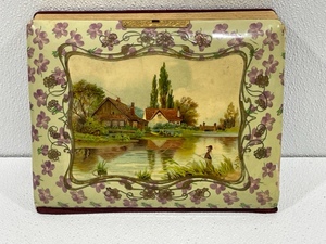 lot 9 image: Vintage Photo Album Display with Stand