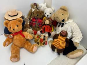 lot 1 image: Group Of Vintage Teddy Bears And More