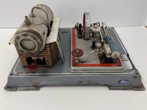 lot 10 image: Vintage Wilesco Steam Engine Toy