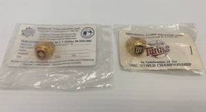lot 11 image: Two Vintage Minnesota Twins Souvenir Rings NIB
