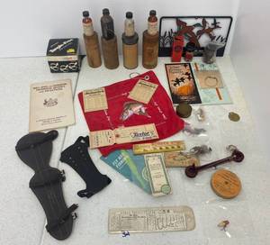 lot 32 image: Group Of Vintage Fishing Items including Vintage Lures, Grimshaws Gland Lure In Wooden Tubes And More