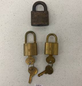 lot 39 image: Group Of Vintage Brass Locks (Some With Keys)