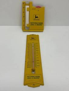 lot 44 image: Vintage John Deere Metal Thermometer And Rain Gauge