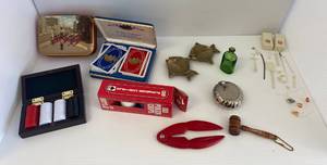 lot 60 image: Misc Items Lot